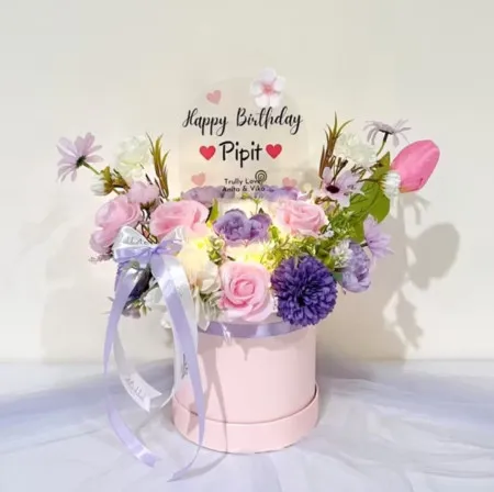 Bloom Box Akrilik Ucapan Ulang Tahun Lombok Tengah